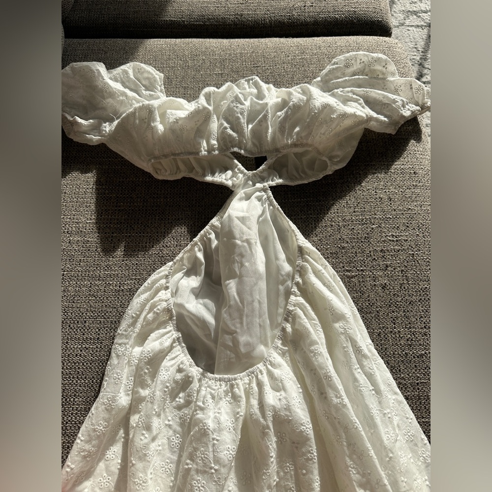 White Dress - Picture 8 of 9